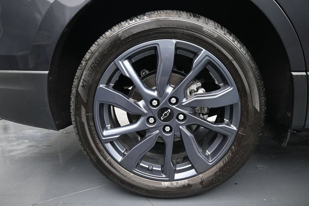 Used 2022 Chevrolet Equinox RS w/ RS Leather Package AWD/4WD image 10