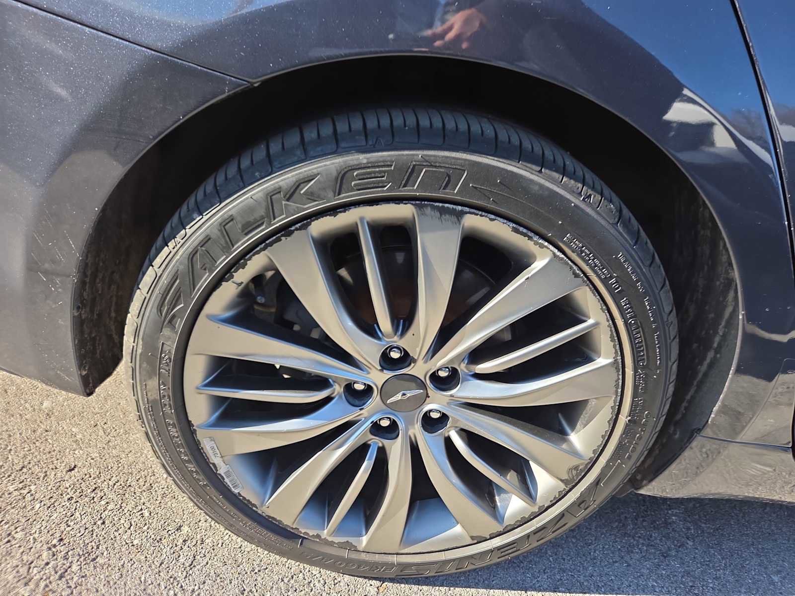 Used 2017 Genesis G80 5.0 Ultimate image 3