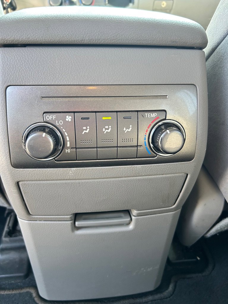 Used 2011 Toyota Highlander 2WD image 12