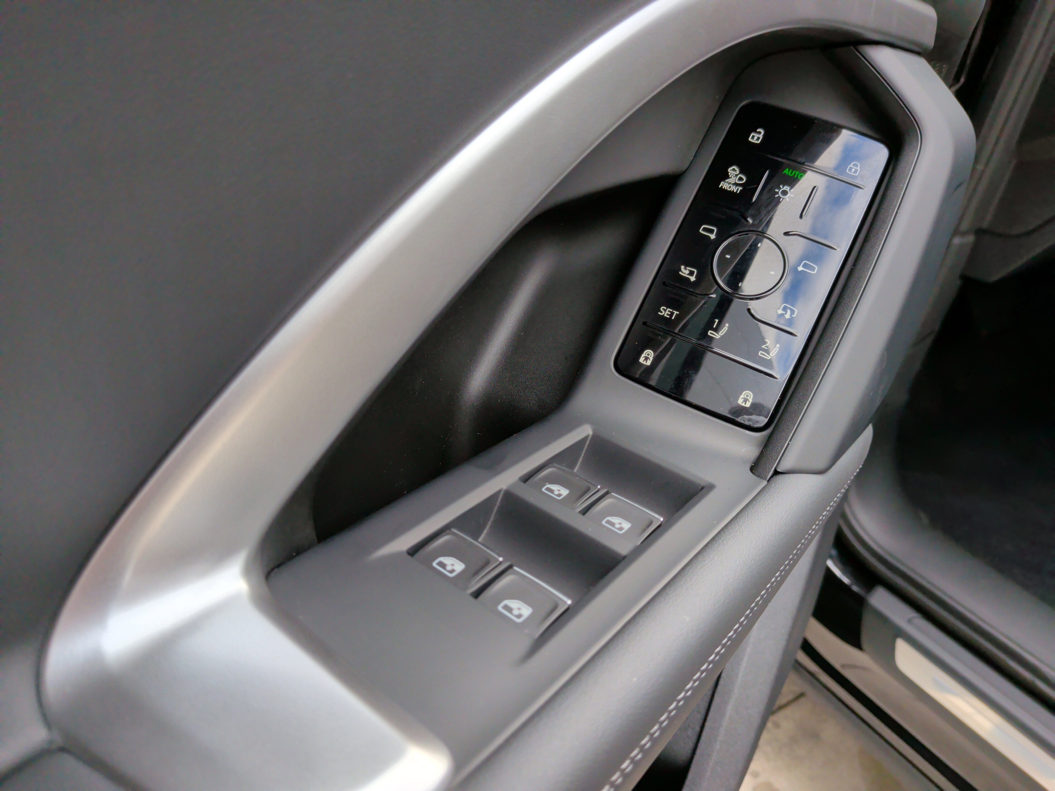 New 2025 Audi Q5 Prestige image 14