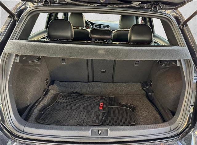 Used 2016 Volkswagen GTI SE w/ Lighting Package (SEL) image 8