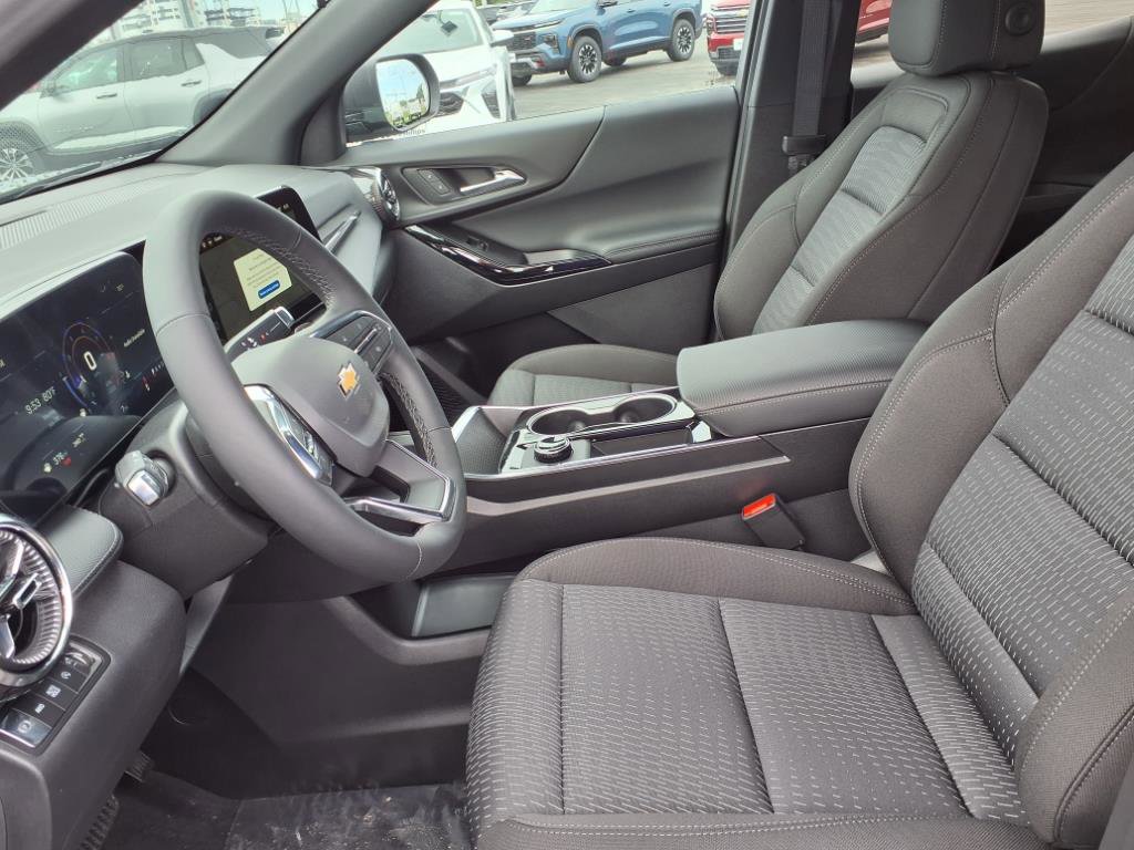 New 2026 Chevrolet Equinox LT image 11