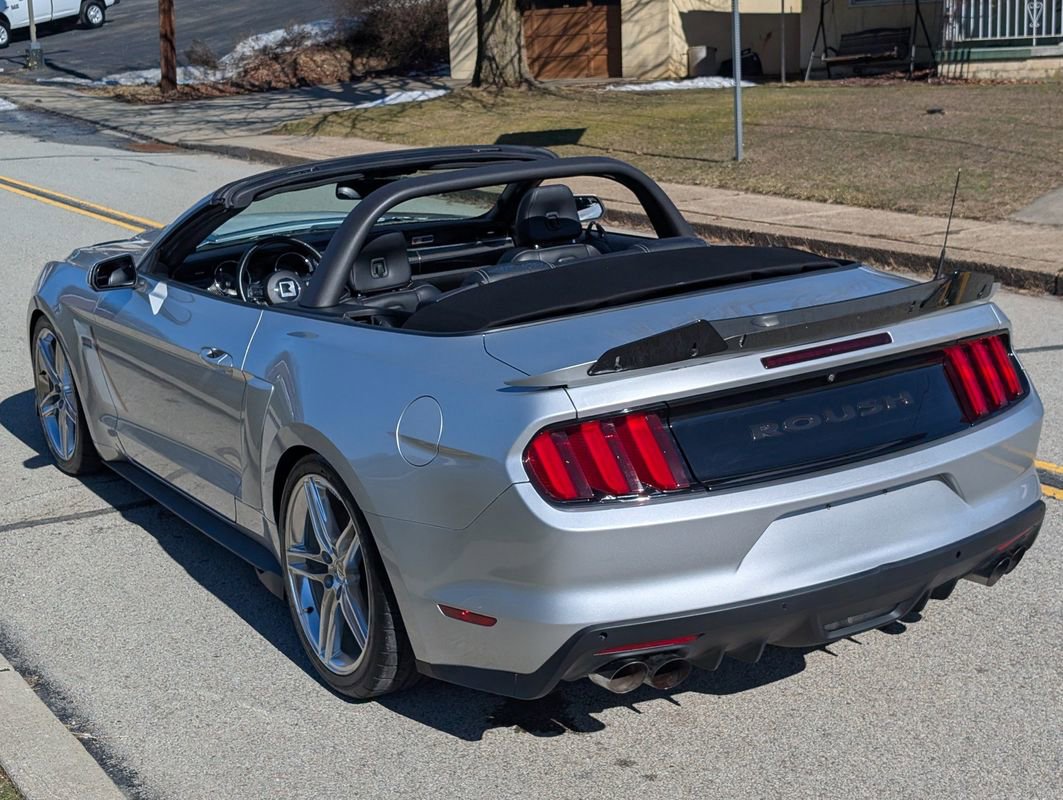 Used 2016 Ford Mustang GT Premium w/ Equipment Group 401A image 13