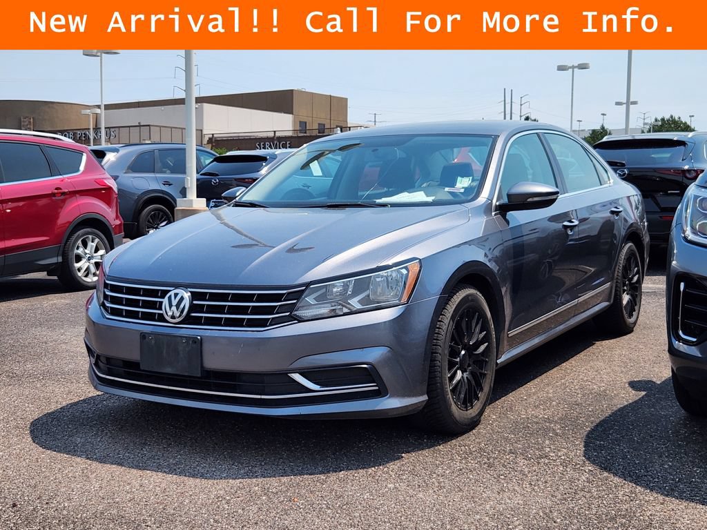 Used 2017 Volkswagen Passat 1.8T S FWD image 4