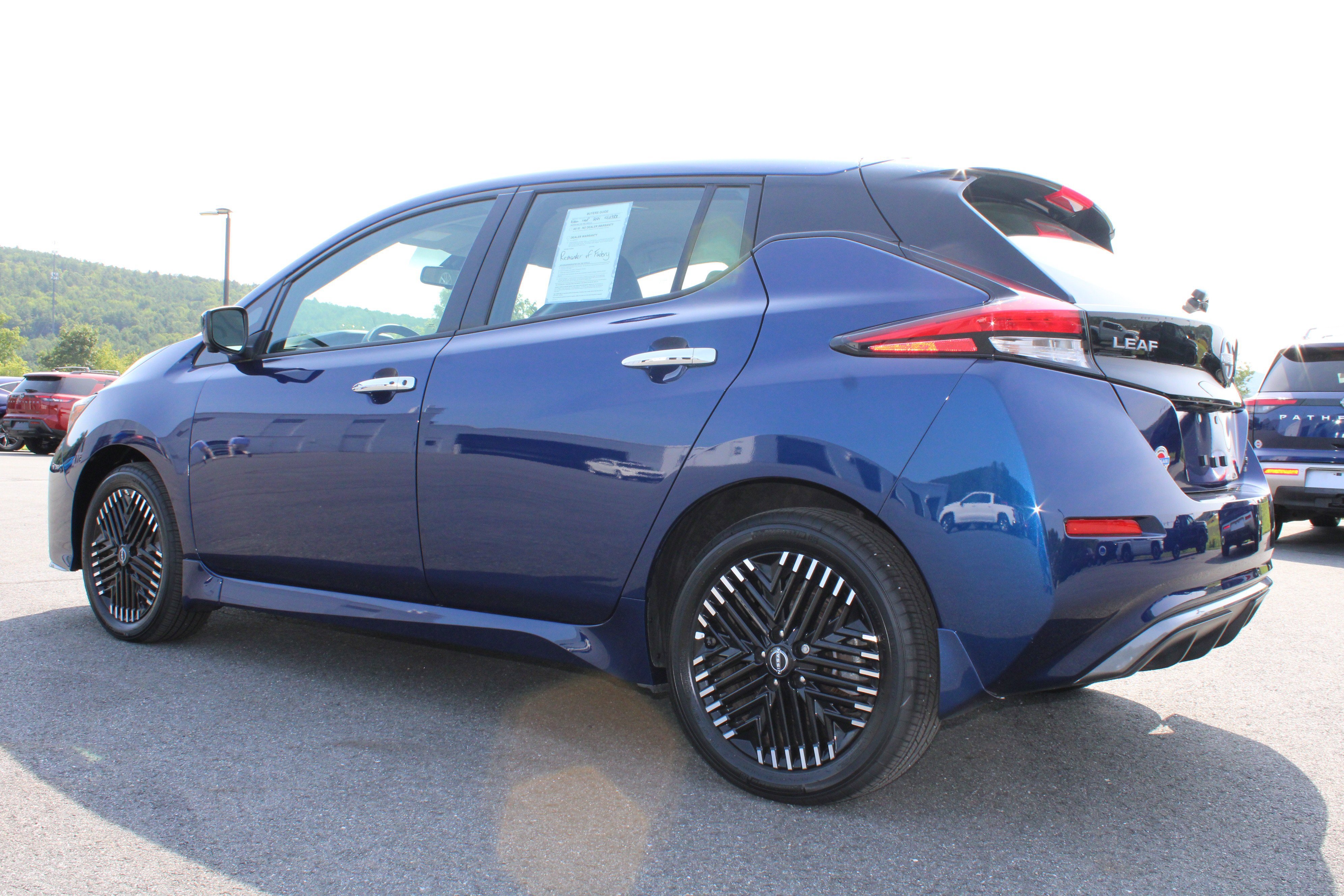 Used 2024 Nissan Leaf SV Plus FWD image 12
