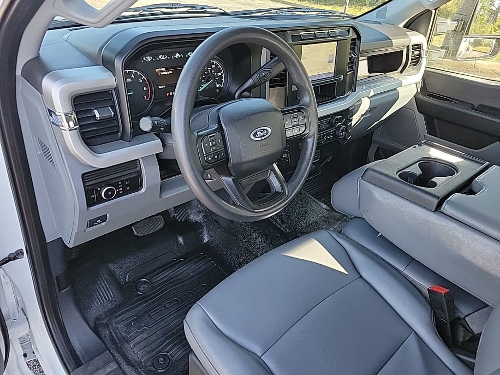 Used 2023 Ford F350 XL w/ FX4 Off-Road Package image 9