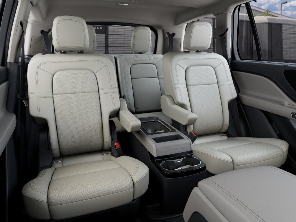 New 2027 Lincoln Aviator Reserve AWD/4WD image 11