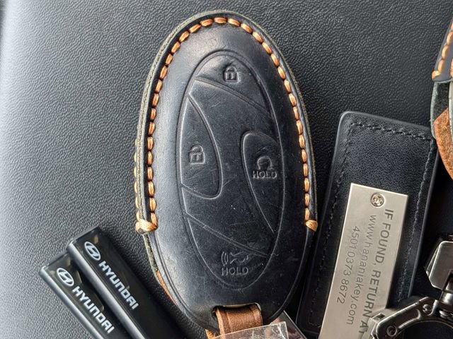 Used 2024 Hyundai Santa Fe SE image 32