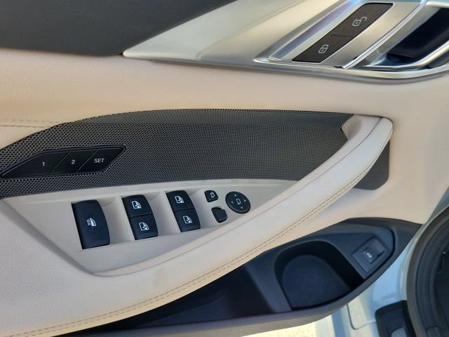 Used 2026 BMW M440i Convertible RWD image 20