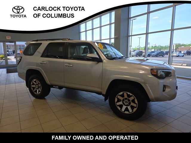 Used 2020 Toyota 4Runner TRD Off-Road Premium AWD/4WD image 5