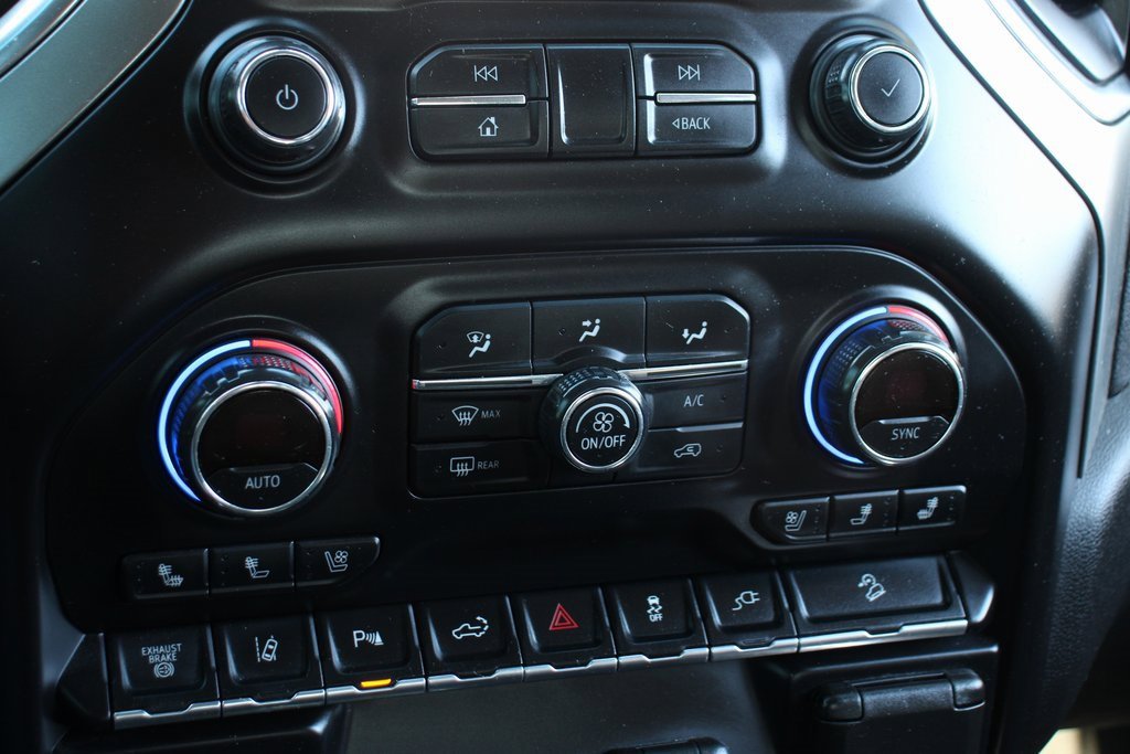 Used 2020 Chevrolet Silverado 2500 LTZ w/ LTZ Premium Package image 29