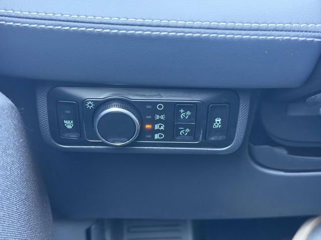 Used 2023 Ford Mustang Mach-E Select image 22