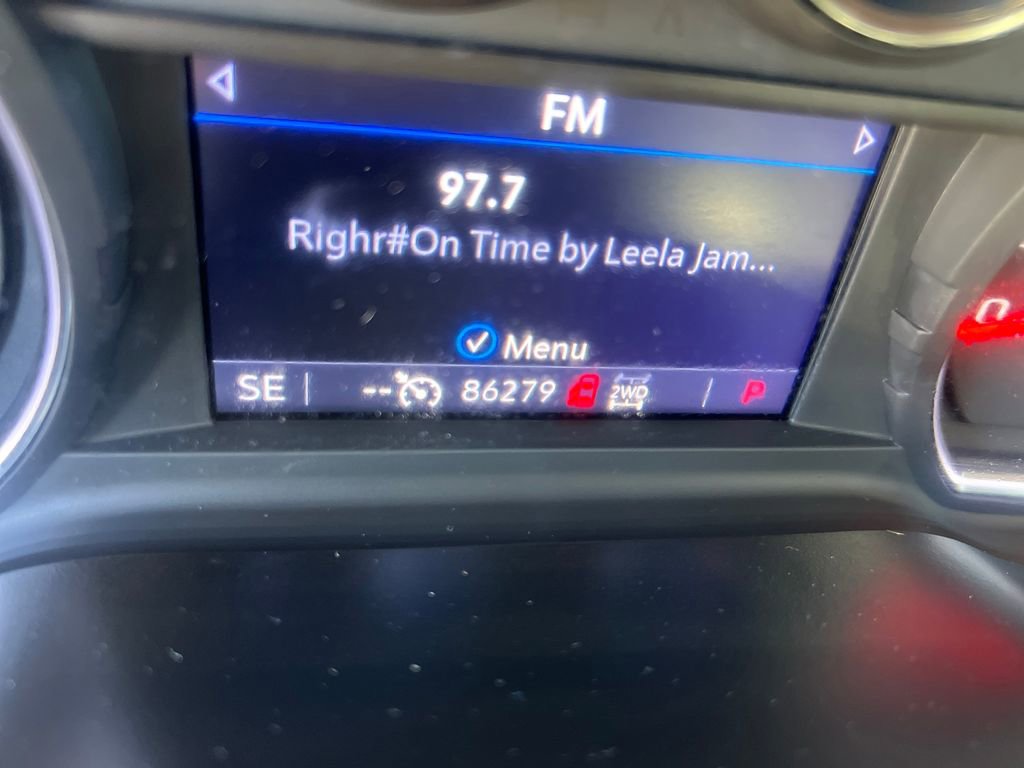 Used 2019 Chevrolet Silverado 1500 LT Trail Boss image 16