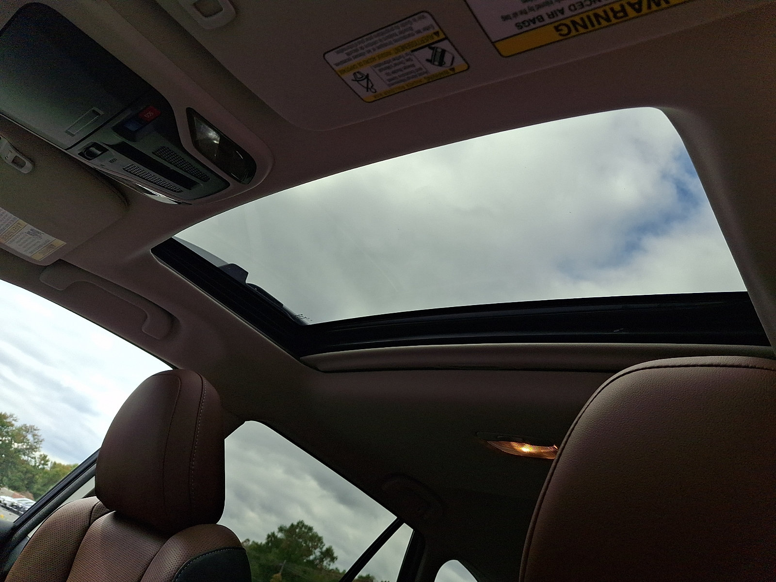 Certified 2022 Subaru Outback Touring XT AWD/4WD image 15