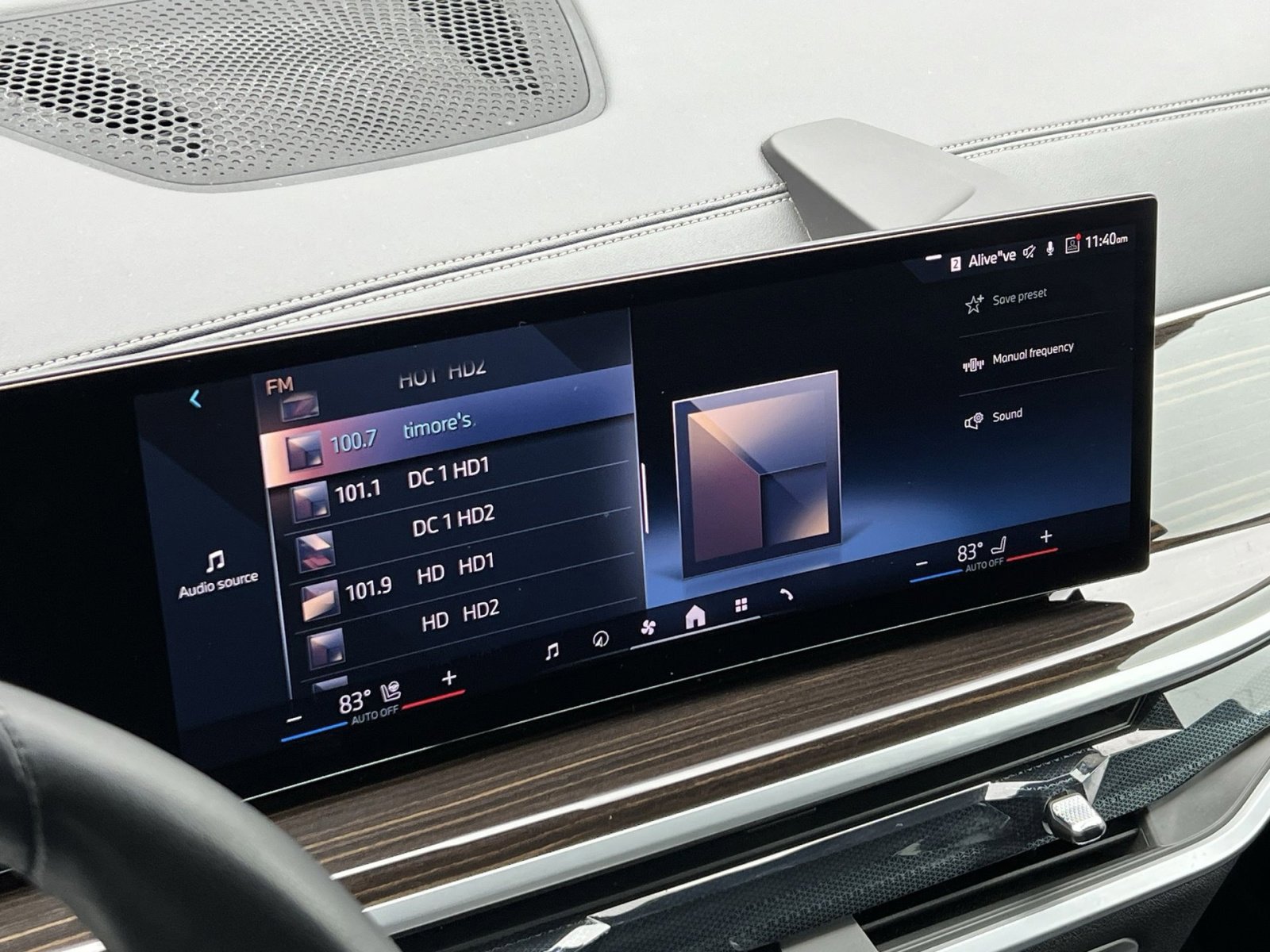Used 2025 BMW X7 xDrive40i image 16