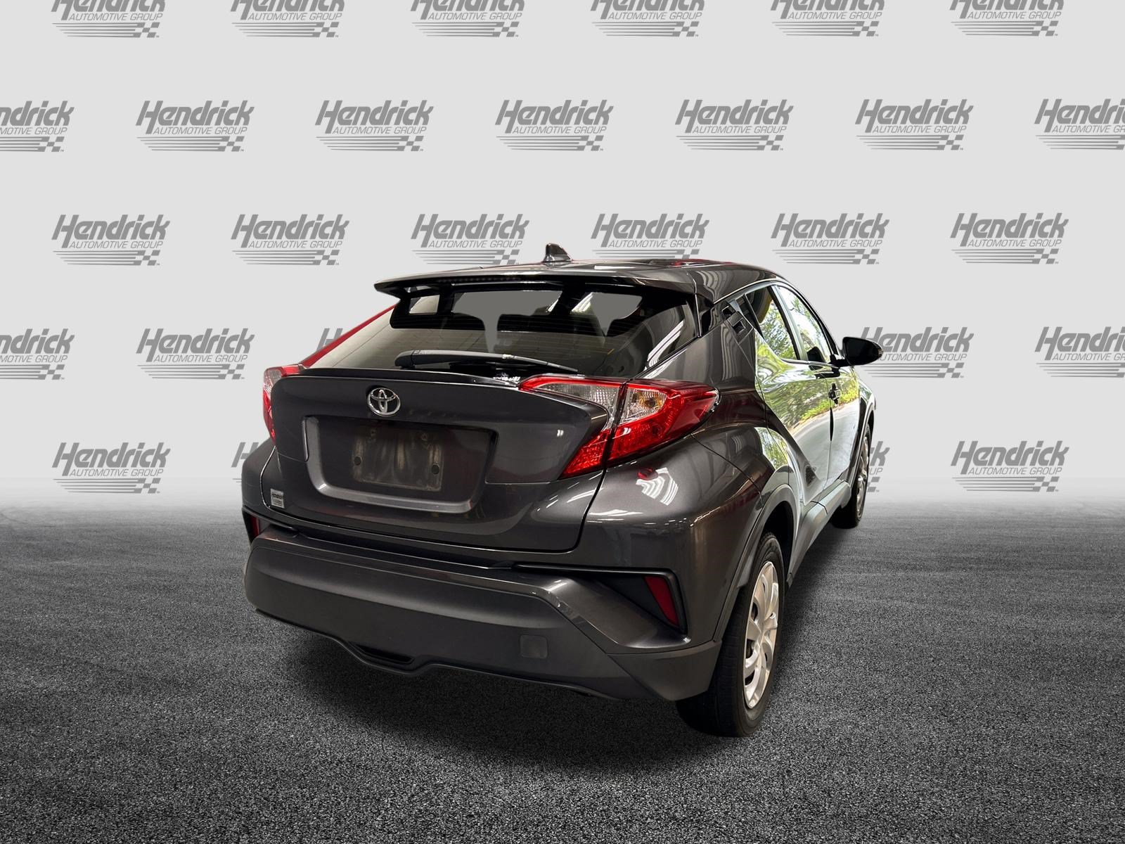 Used 2019 Toyota C-HR LE FWD image 10