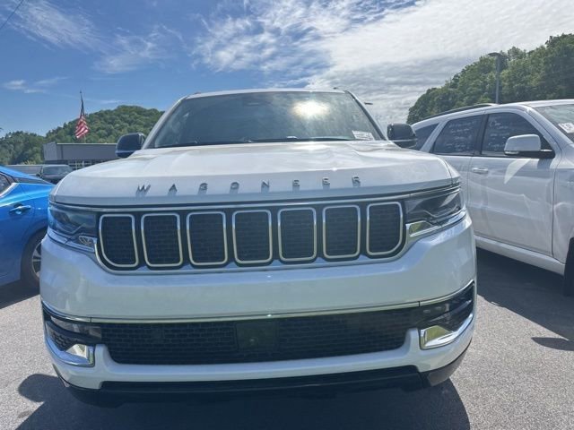 Used 2024 Jeep Wagoneer L 4WD image 6