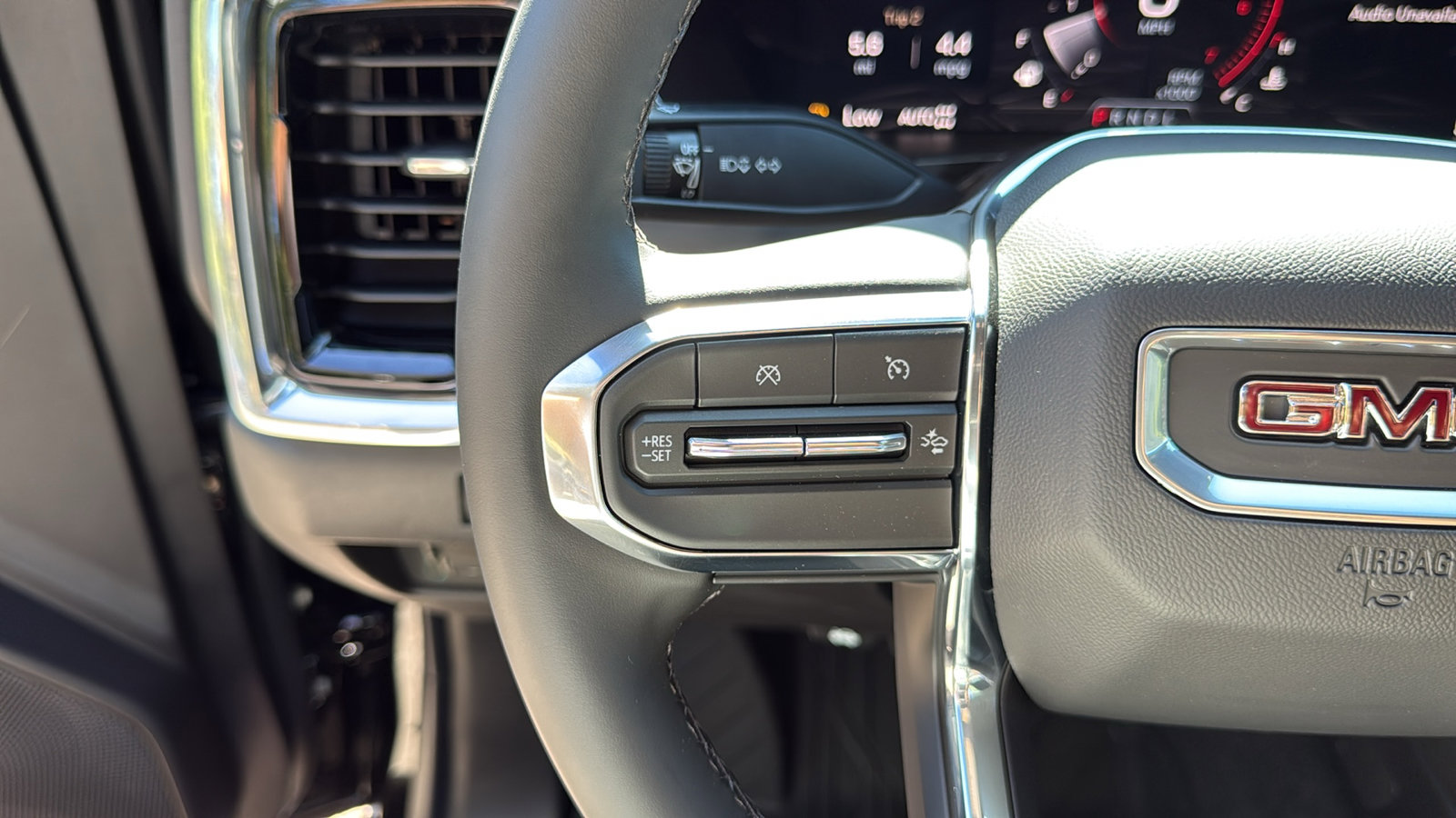 New 2026 GMC Canyon Elevation w/ Convenience Package image 11