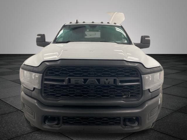 Used 2024 RAM 5500 Tradesman RWD image 2