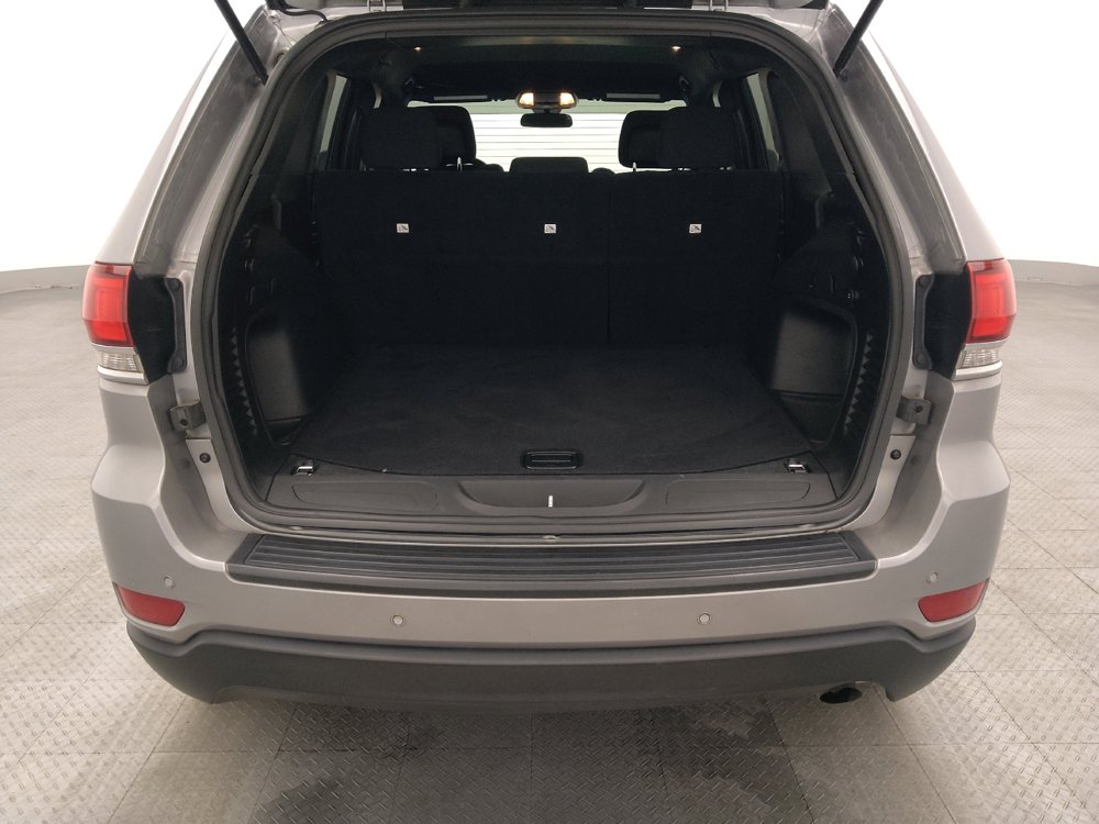 Used 2021 Jeep Grand Cherokee Laredo RWD image 29