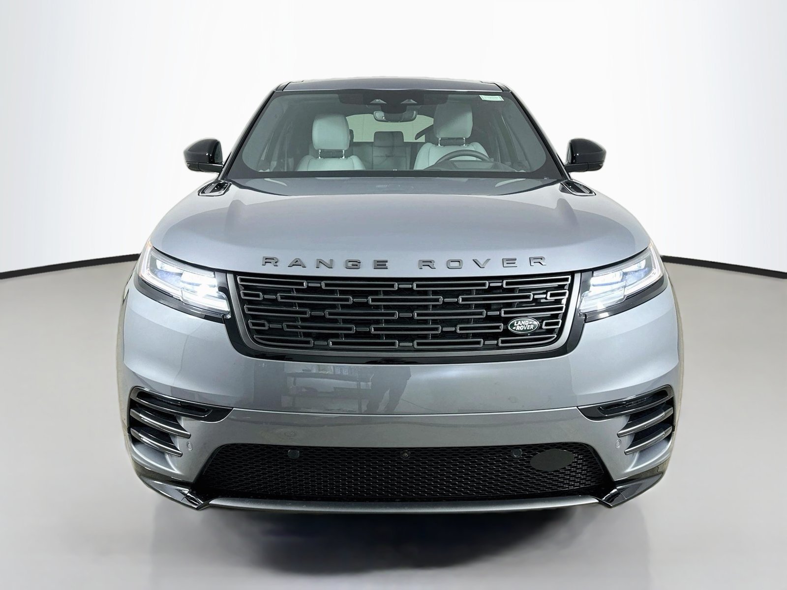 New 2026 Land Rover Range Rover Velar Belgravia AWD/4WD image 2