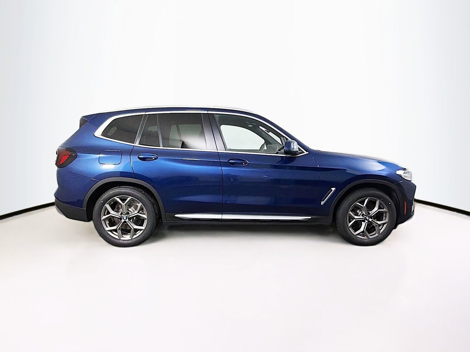 Used 2022 BMW X3 xDrive30i w/ Premium Package 2 (ZPA) image 8