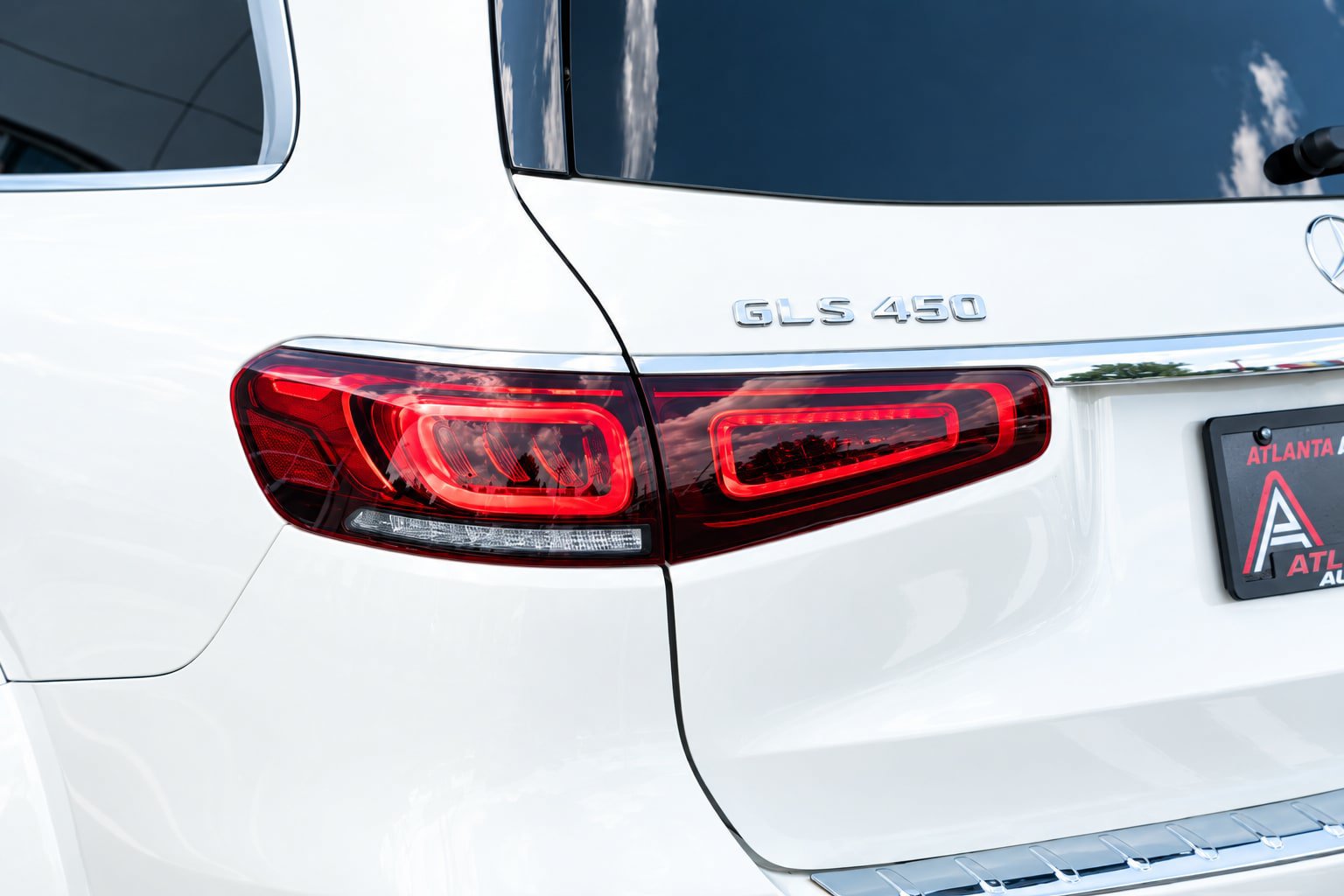Used 2023 Mercedes-Benz GLS 450 4MATIC image 23