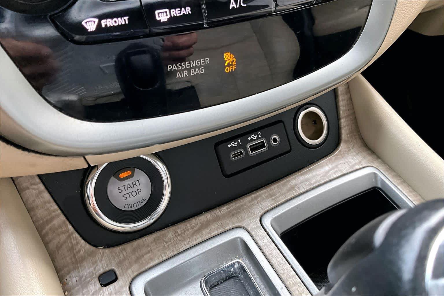 Used 2023 Nissan Murano SV FWD image 32