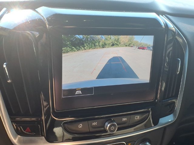 Used 2023 Chevrolet Traverse LT FWD image 13