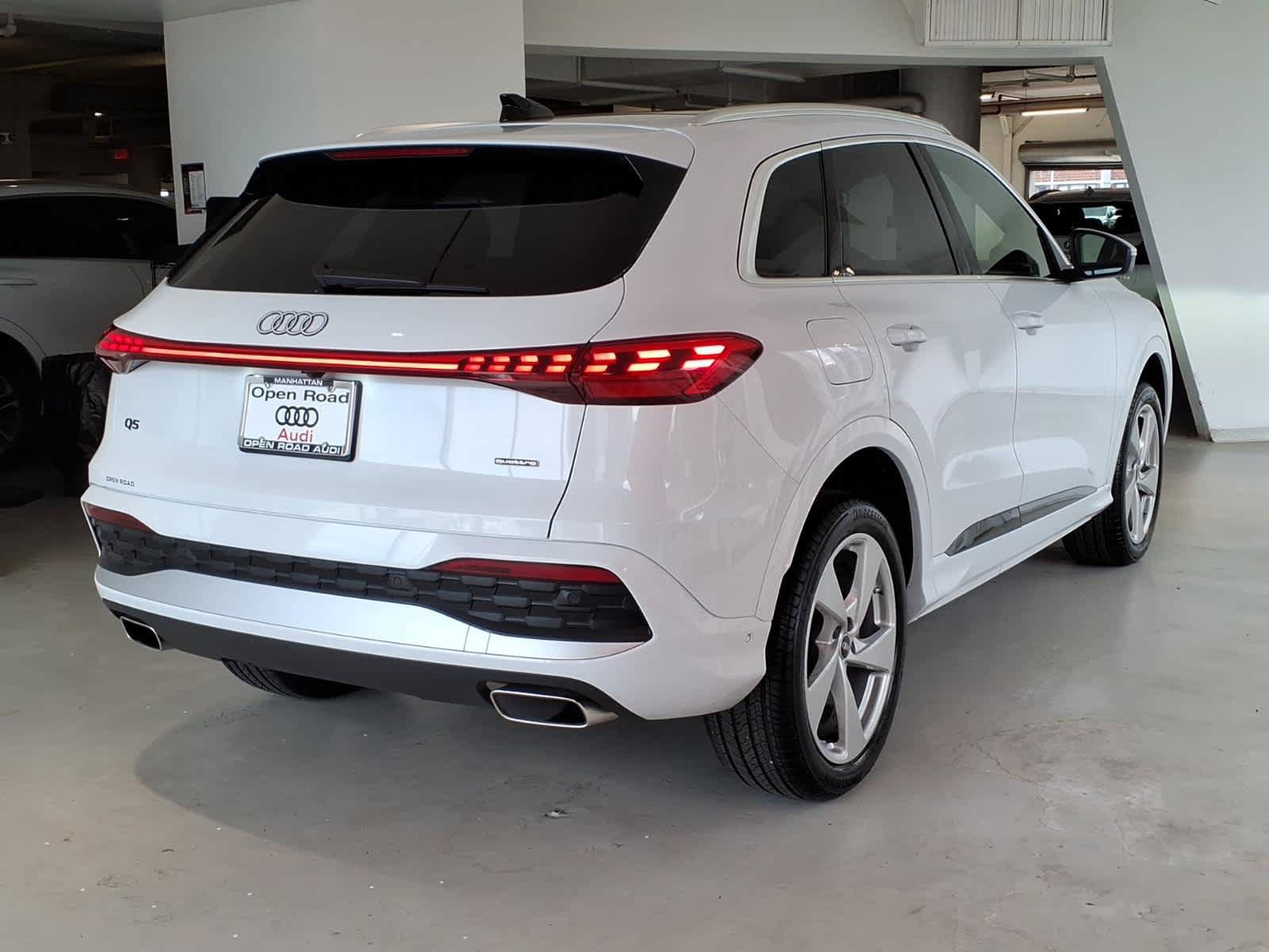 Certified 2025 Audi Q5 Premium w/ Premium Plus AWD/4WD image 4