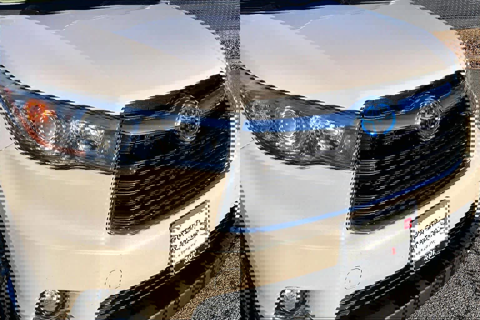 Used 2016 Toyota Highlander Limited image 30