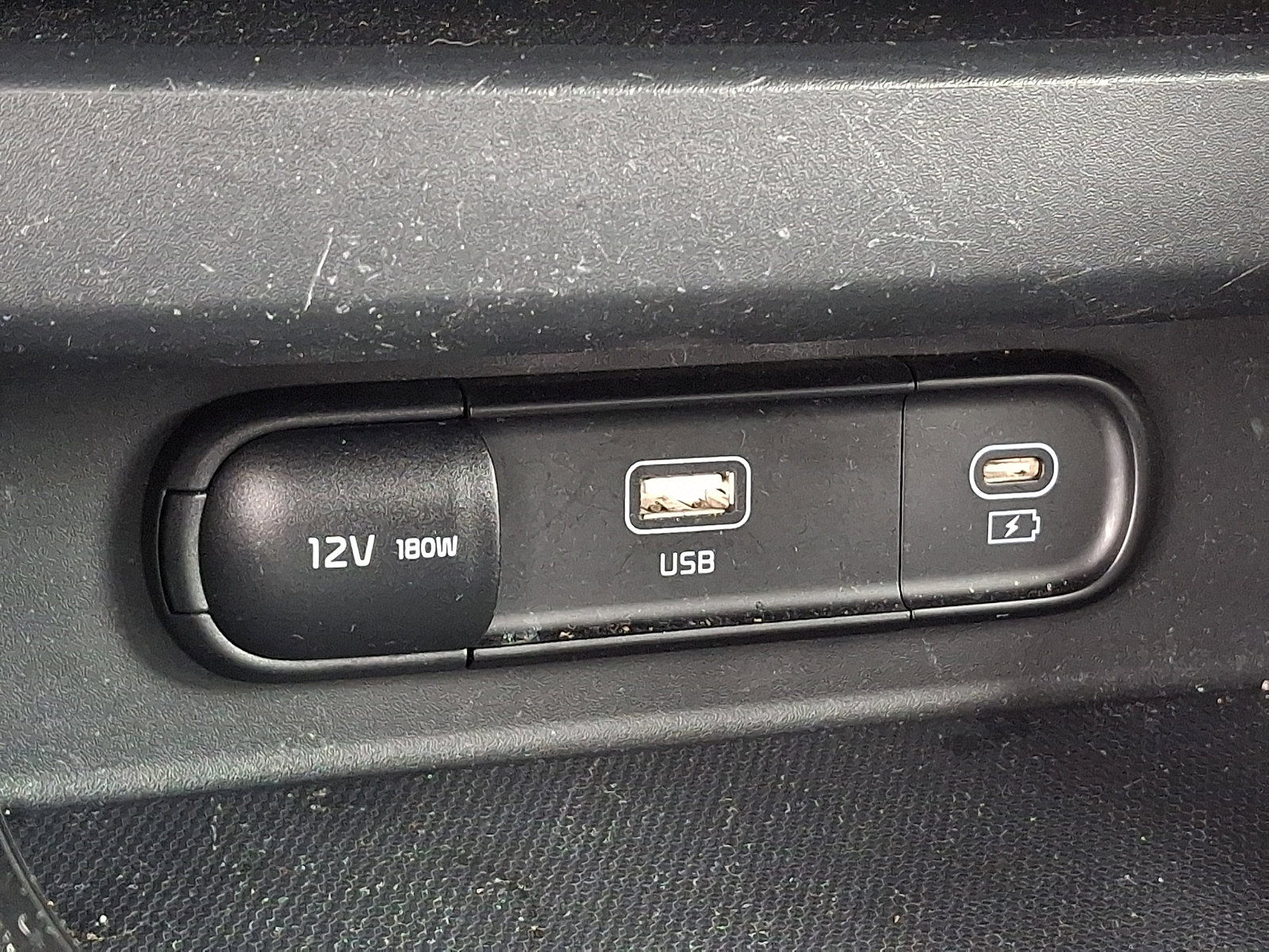Used 2024 Kia Seltos S AWD/4WD image 25