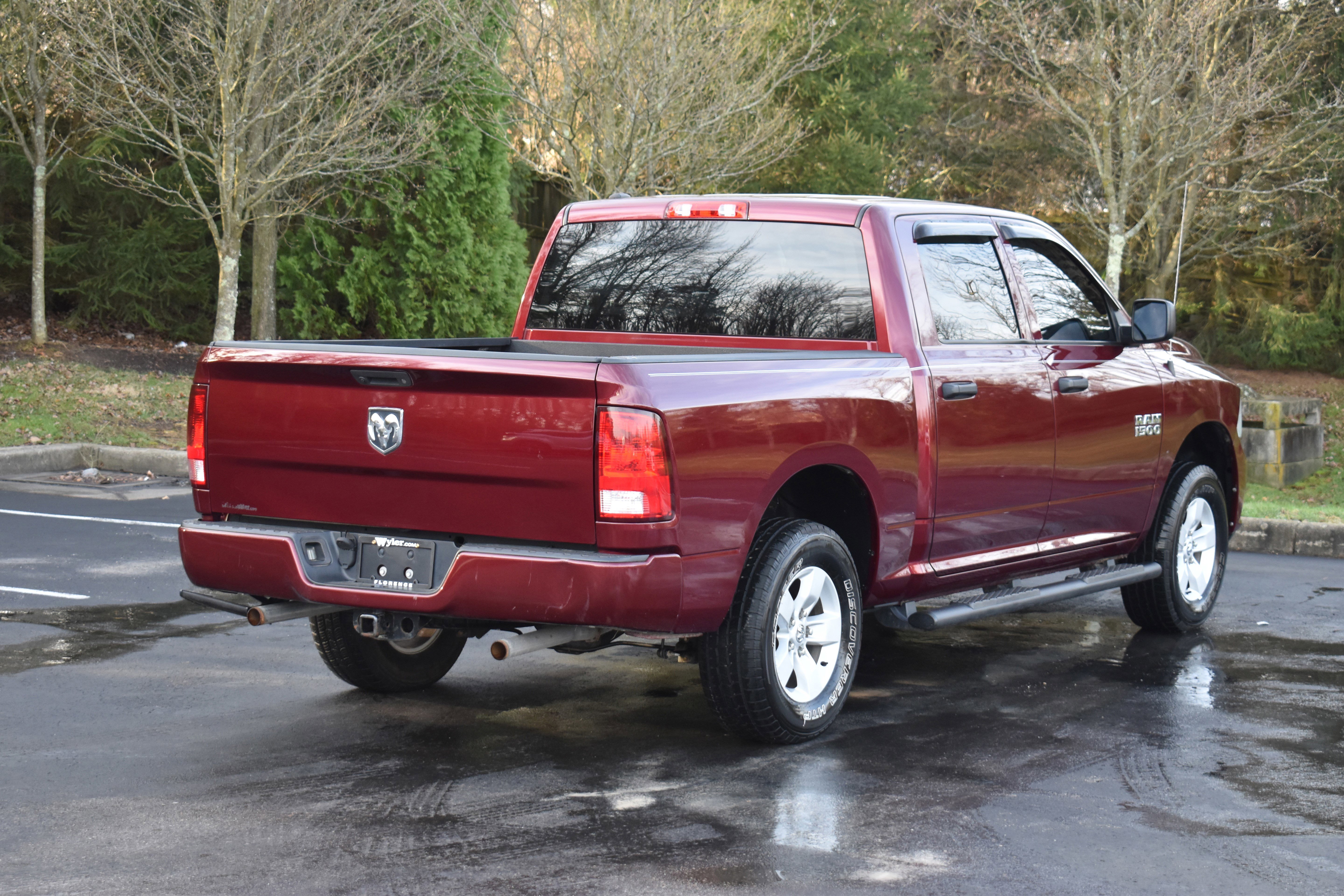 Used 2017 RAM 1500 Express RWD image 27