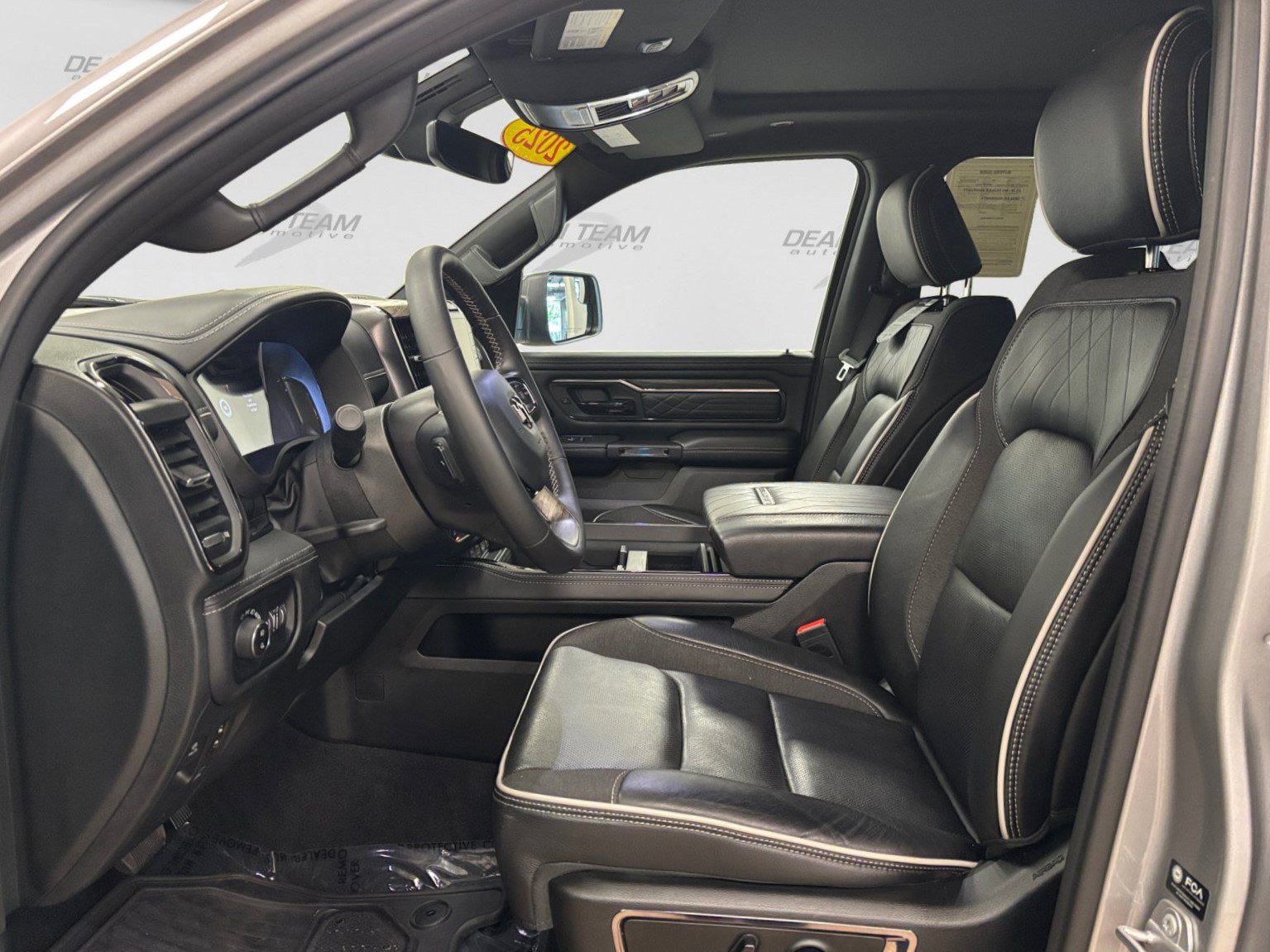Used 2025 RAM 1500 Limited w/ Bed Utility Group AWD/4WD image 9