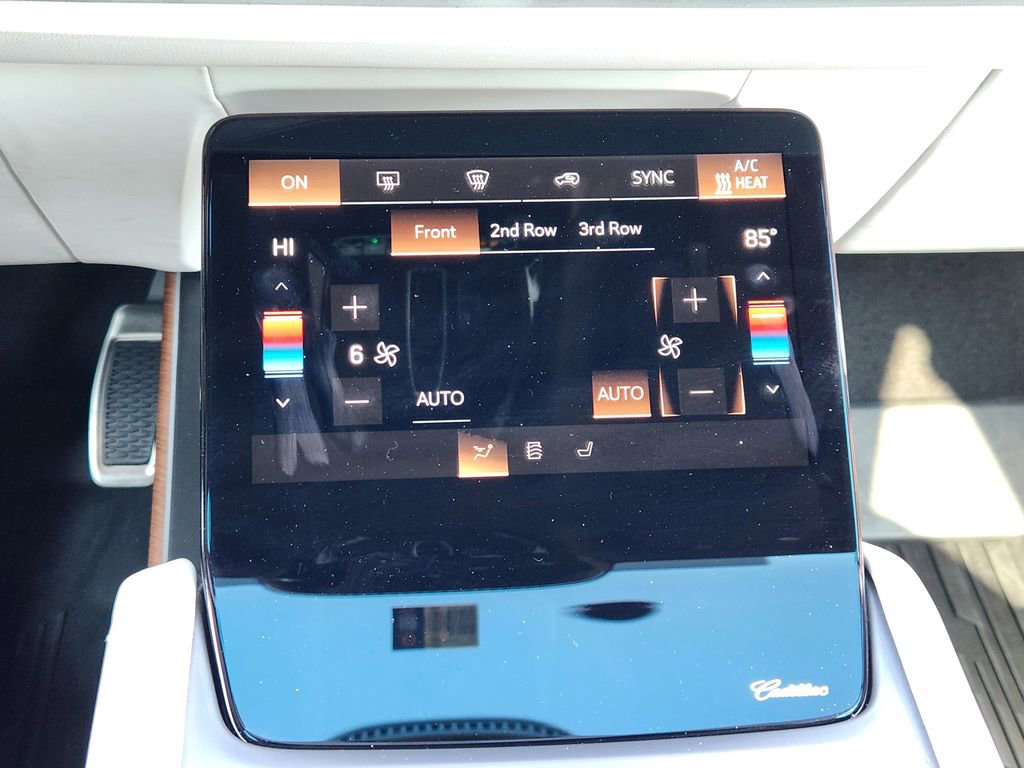 Used 2026 Cadillac Vistiq Sport w/ LPO, Floor Liner Package image 18