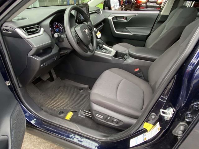 Used 2022 Toyota RAV4 XLE w/ Convenience Package image 11