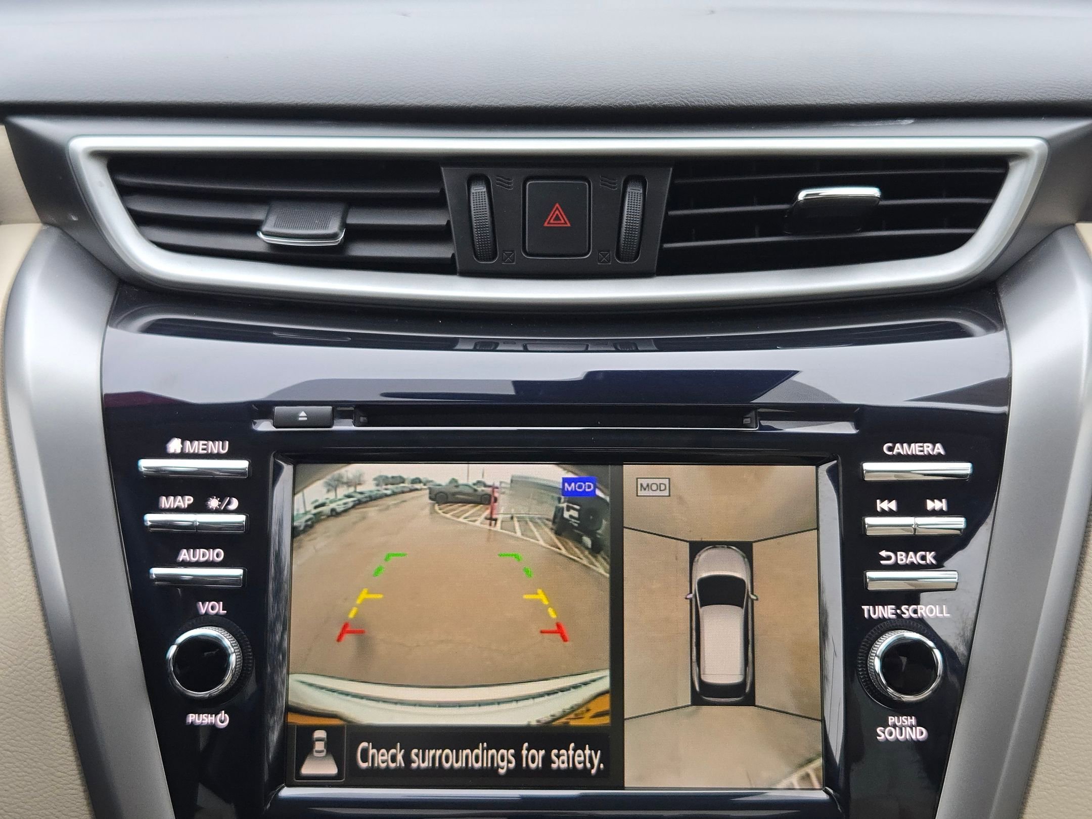 Certified 2024 Nissan Murano Platinum w/ Cargo Package image 18