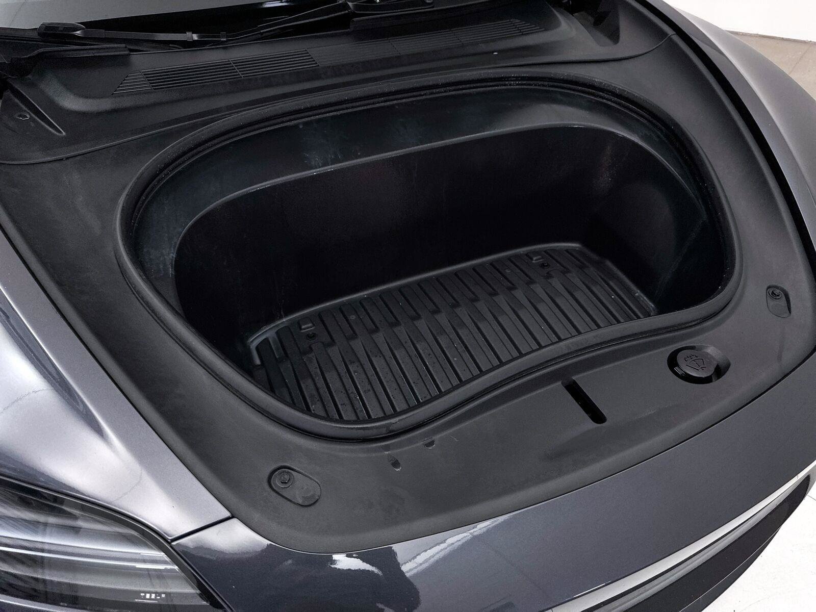 Used 2025 Tesla Model 3 Long Range RWD image 8