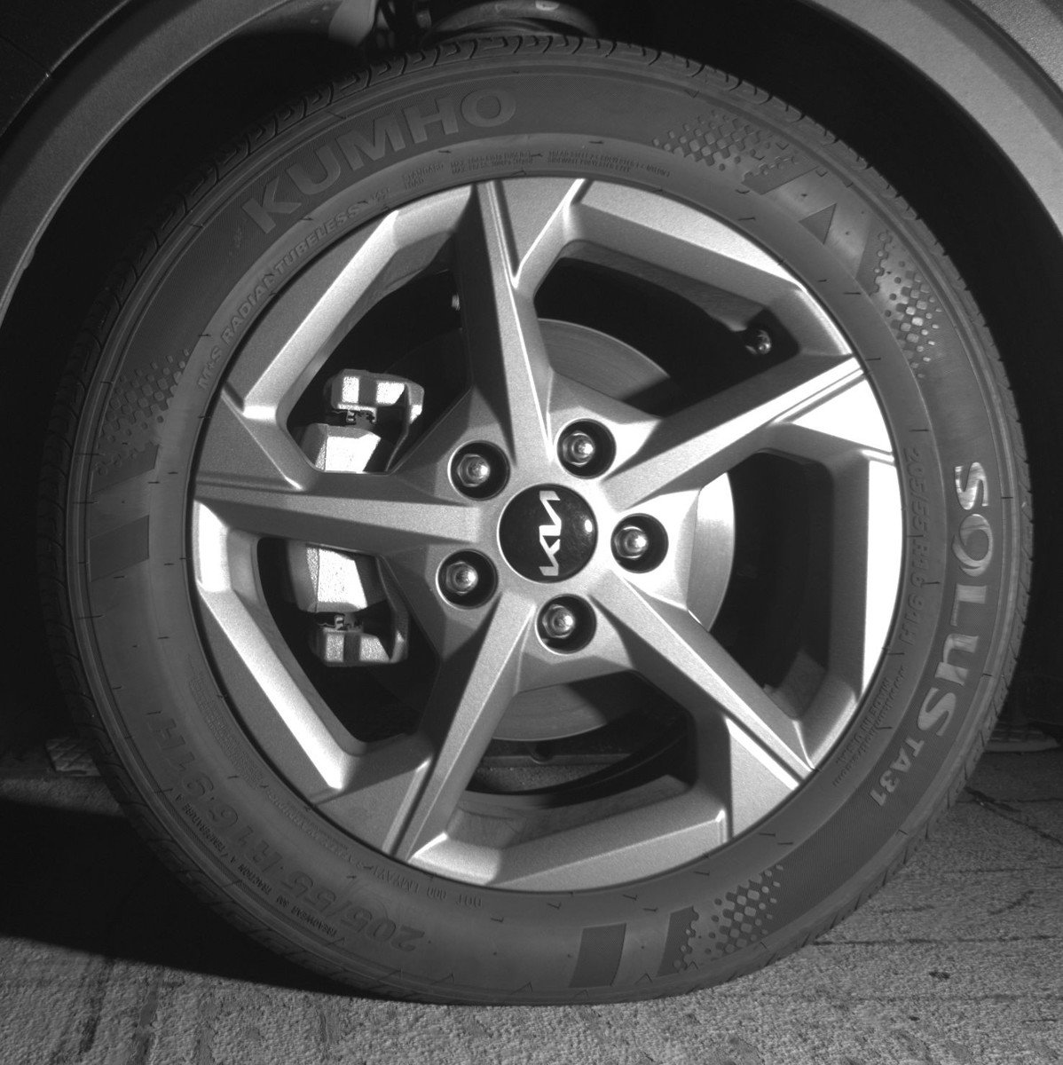 Used 2025 Kia K4 LXS image 12