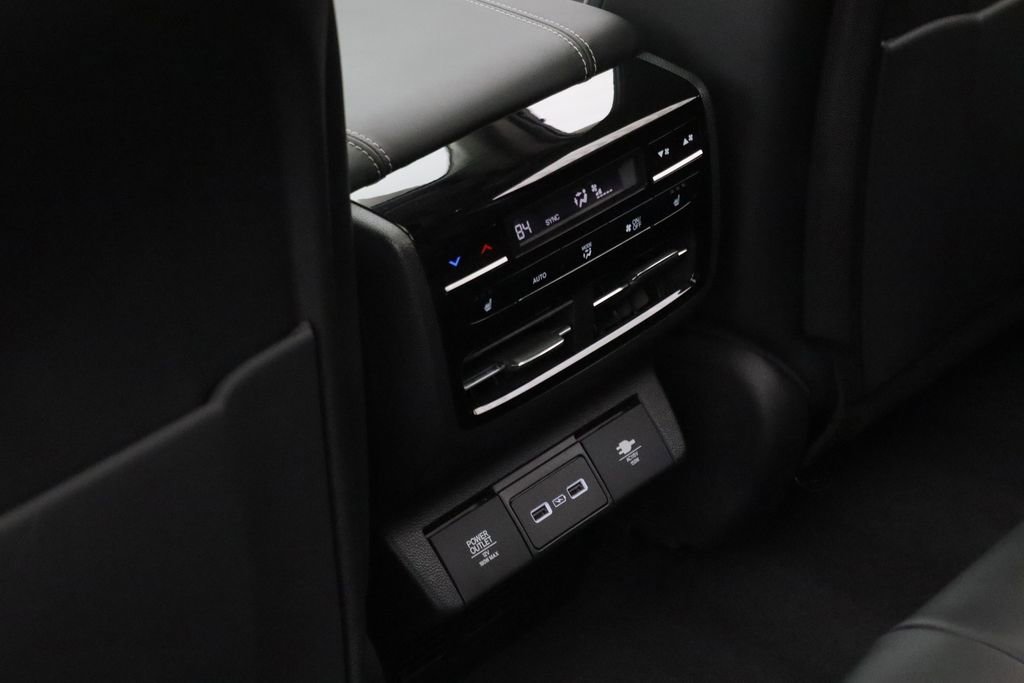 Certified 2023 Acura MDX SH-AWD w/ Advance Package image 11