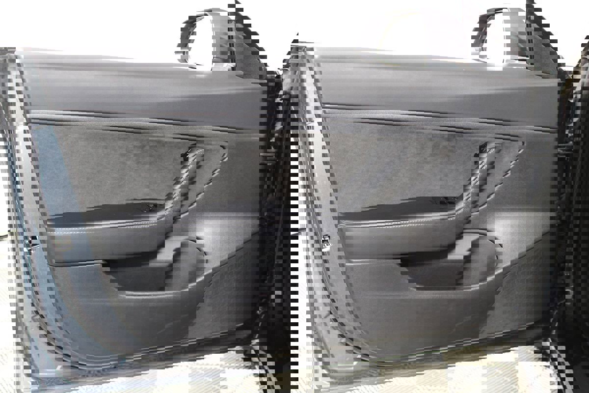 Used 2020 Tesla Model 3 Standard Range Plus image 7