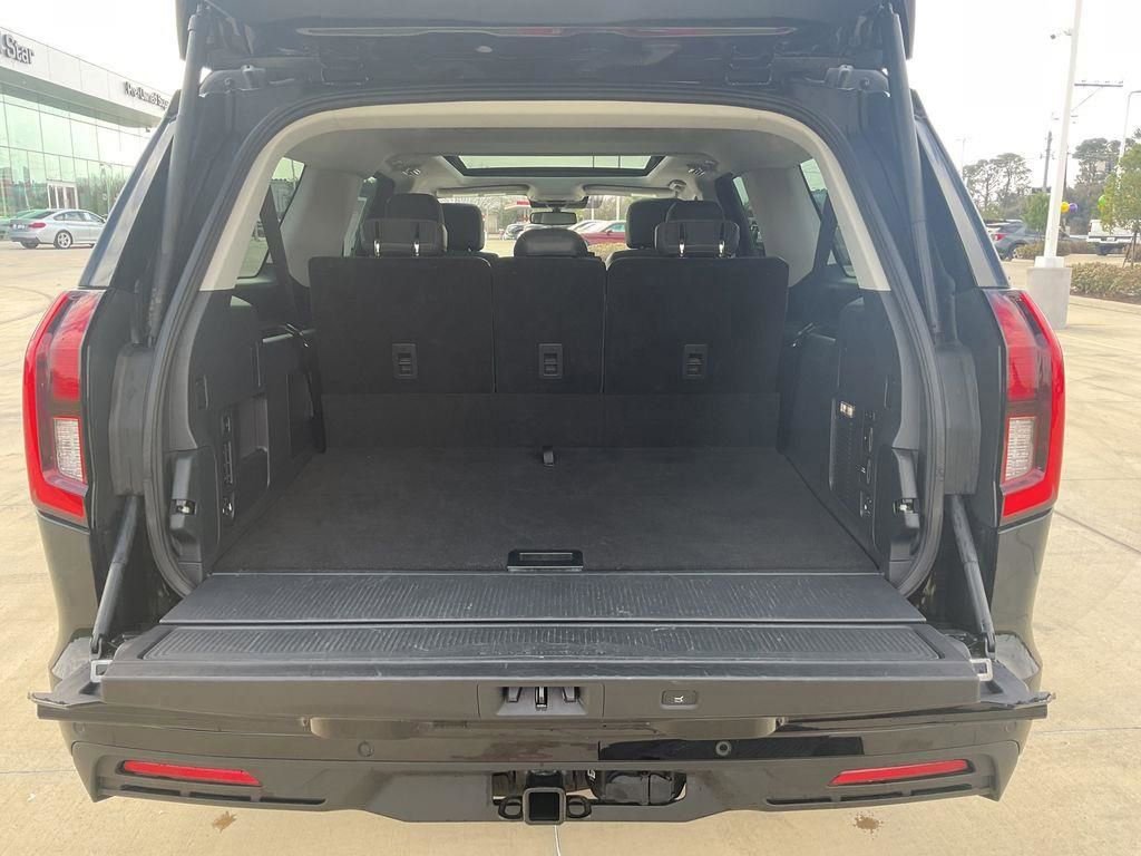 Used 2025 Ford Expedition Max Active image 11