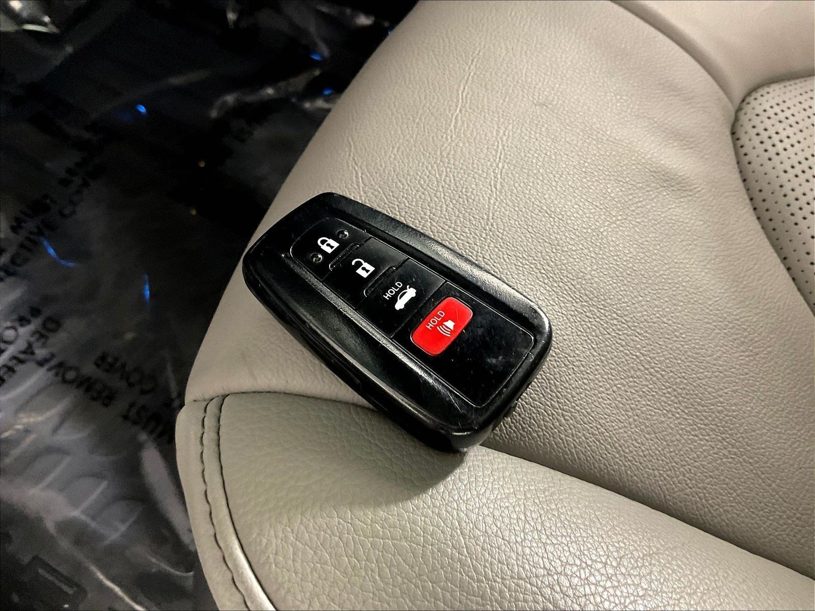 Used 2021 Toyota Camry XSE FWD image 34