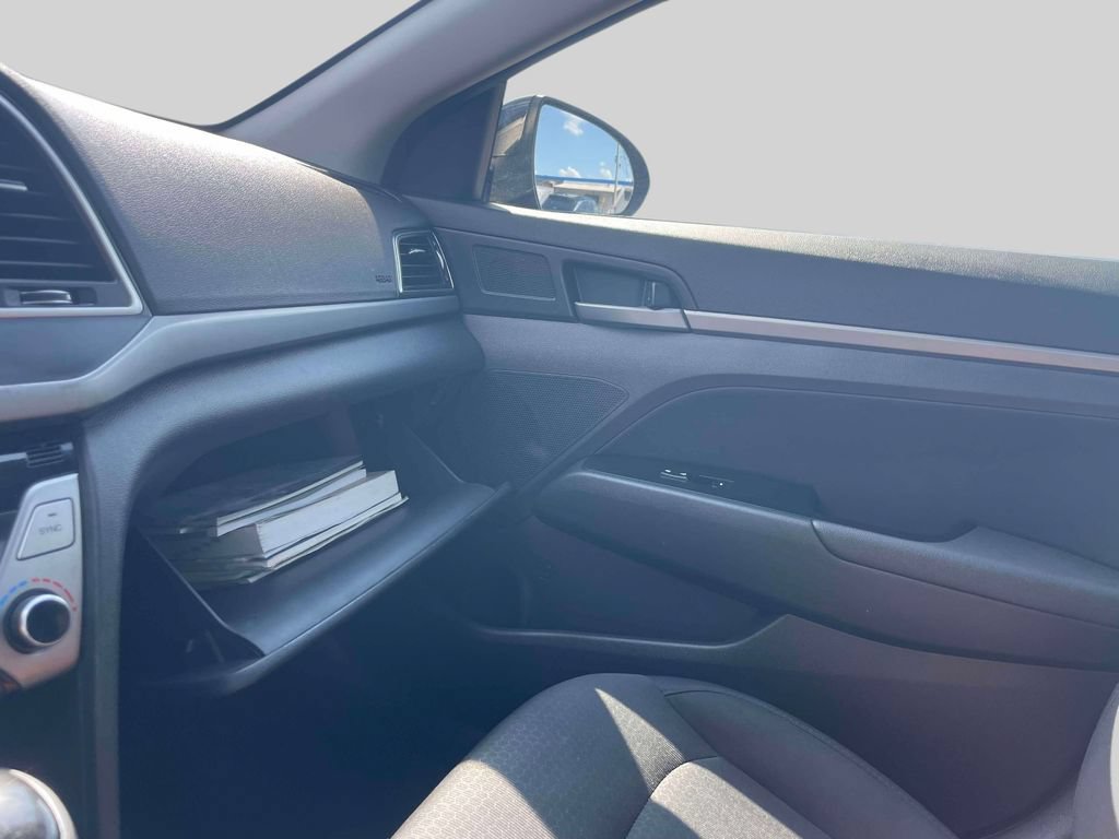 Used 2018 Hyundai Elantra Value Edition FWD image 31