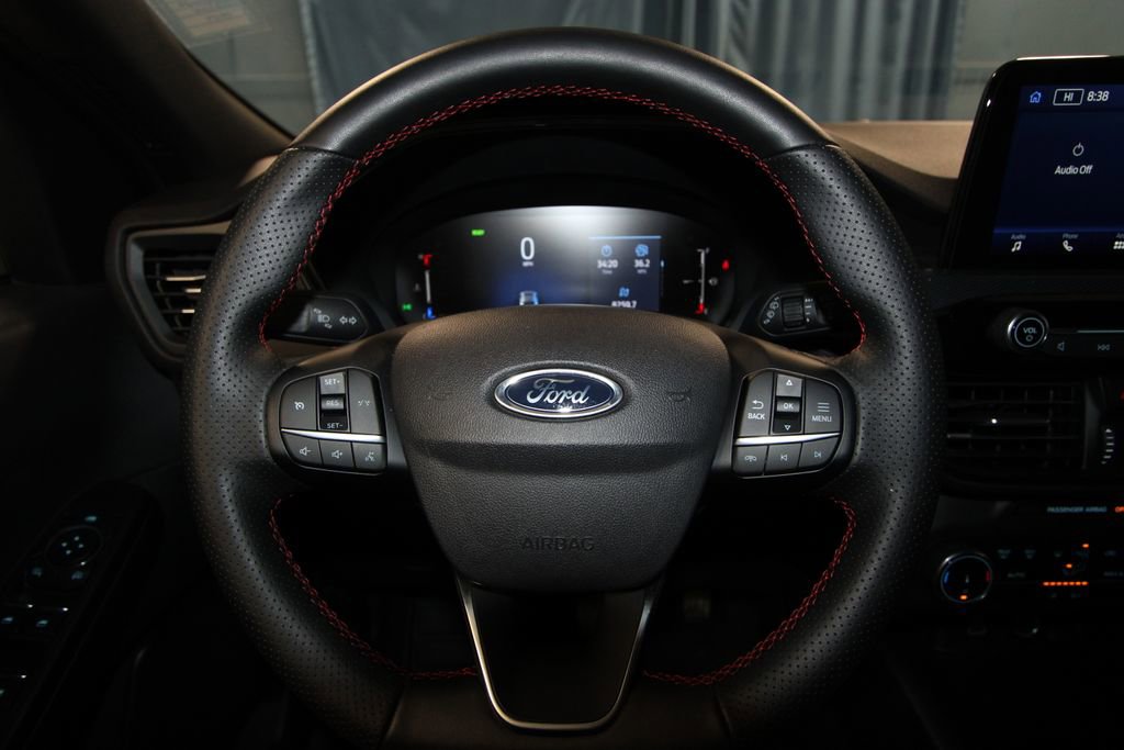 Used 2025 Ford Escape ST-Line w/ Equipment Group 301A image 11