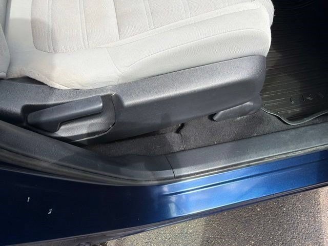 Used 2019 Honda CR-V EX image 38