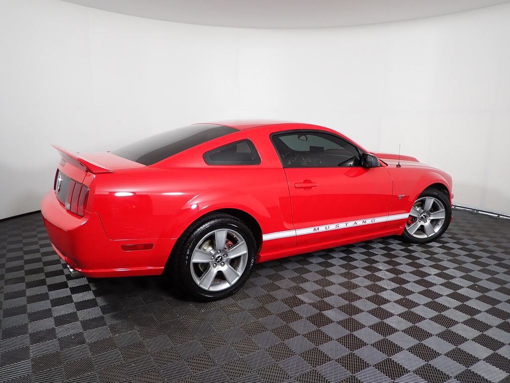 Used 2006 Ford Mustang GT Premium RWD image 16