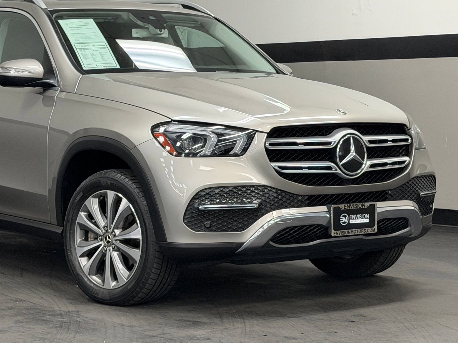Used 2020 Mercedes-Benz GLE 350 4MATIC image 3