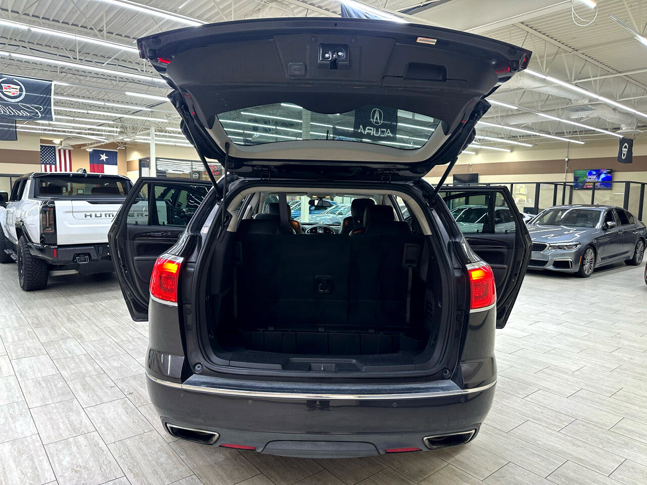 Used 2015 Buick Enclave Leather image 12