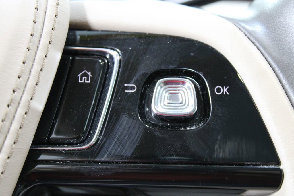 Used 2022 Lincoln Aviator Reserve w/ Elements Package Plus image 44